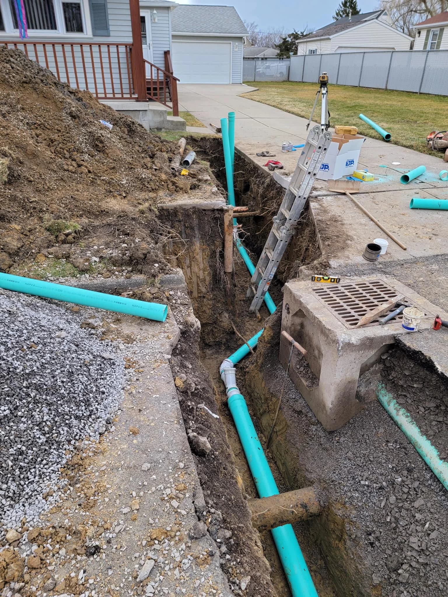Excavation around an exterior buried pipe
